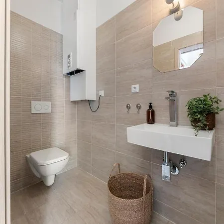 Residence Stefanikova Rose Brno Zewnętrze zdjęcie