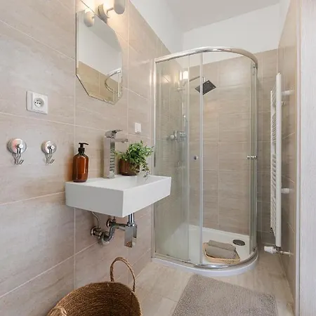 Residence Stefanikova Rose Brno Zewnętrze zdjęcie